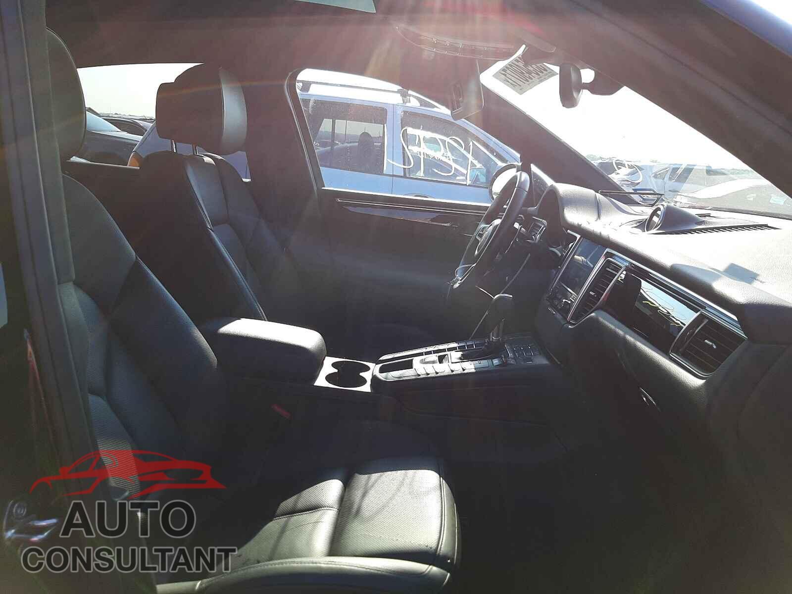 PORSCHE MACAN 2018 - WP1AA2A50JLB23058