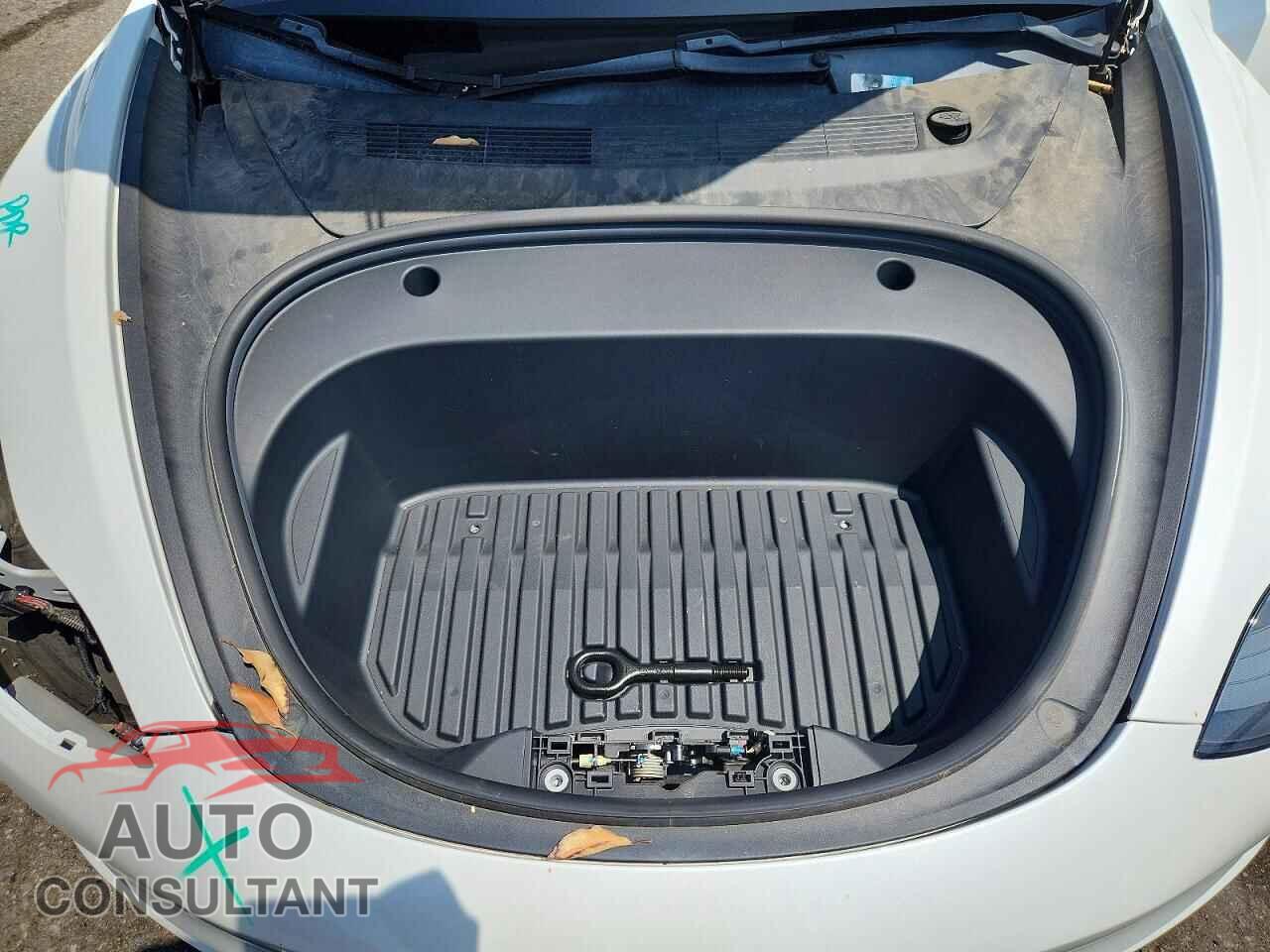 TESLA MODEL 3 2021 - 5YJ3E1EB6MF045143
