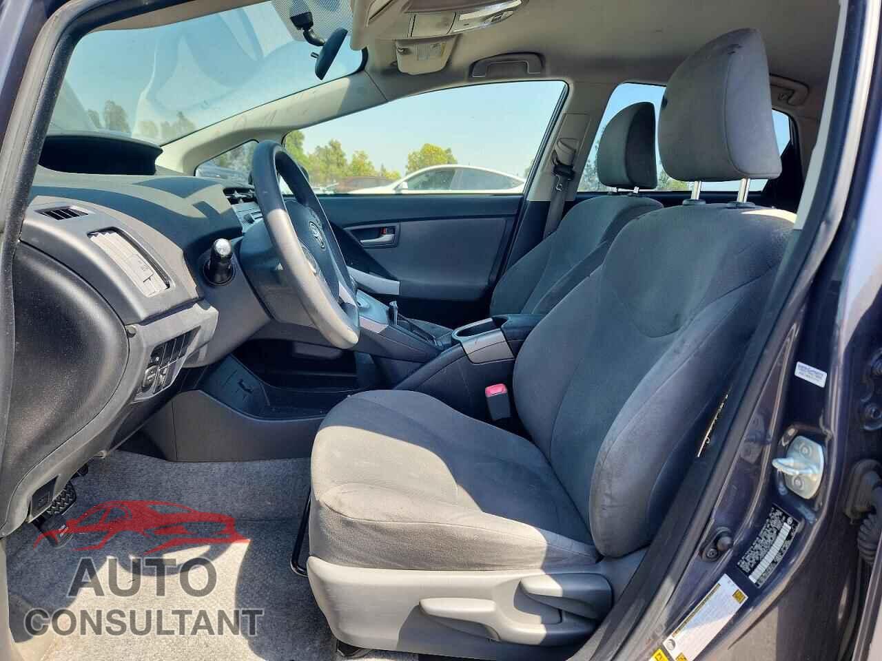 TOYOTA PRIUS 2013 - JTDKN3DU2D1694537
