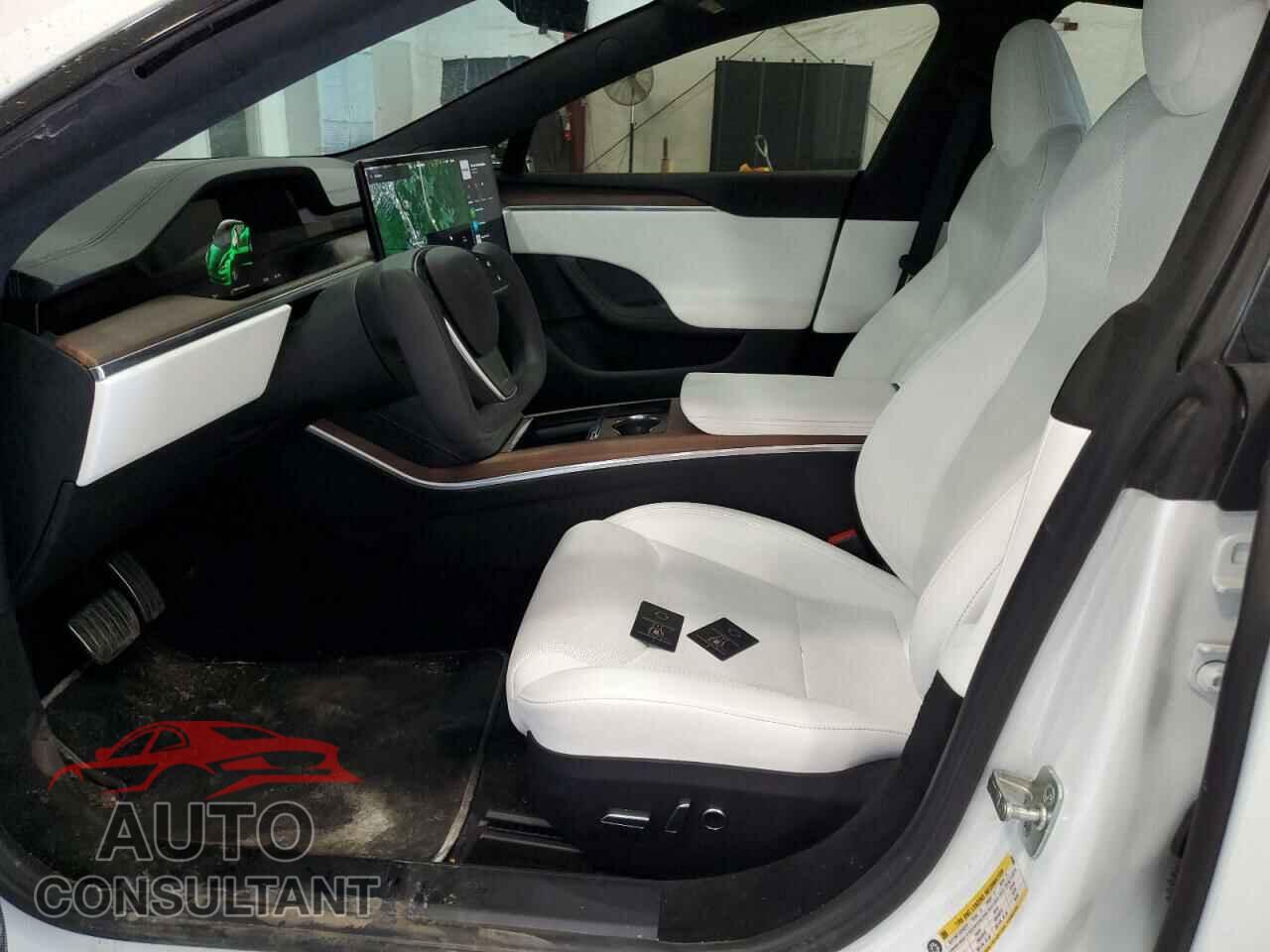 TESLA MODEL S 2024 - 5YJSA1E56RF538488
