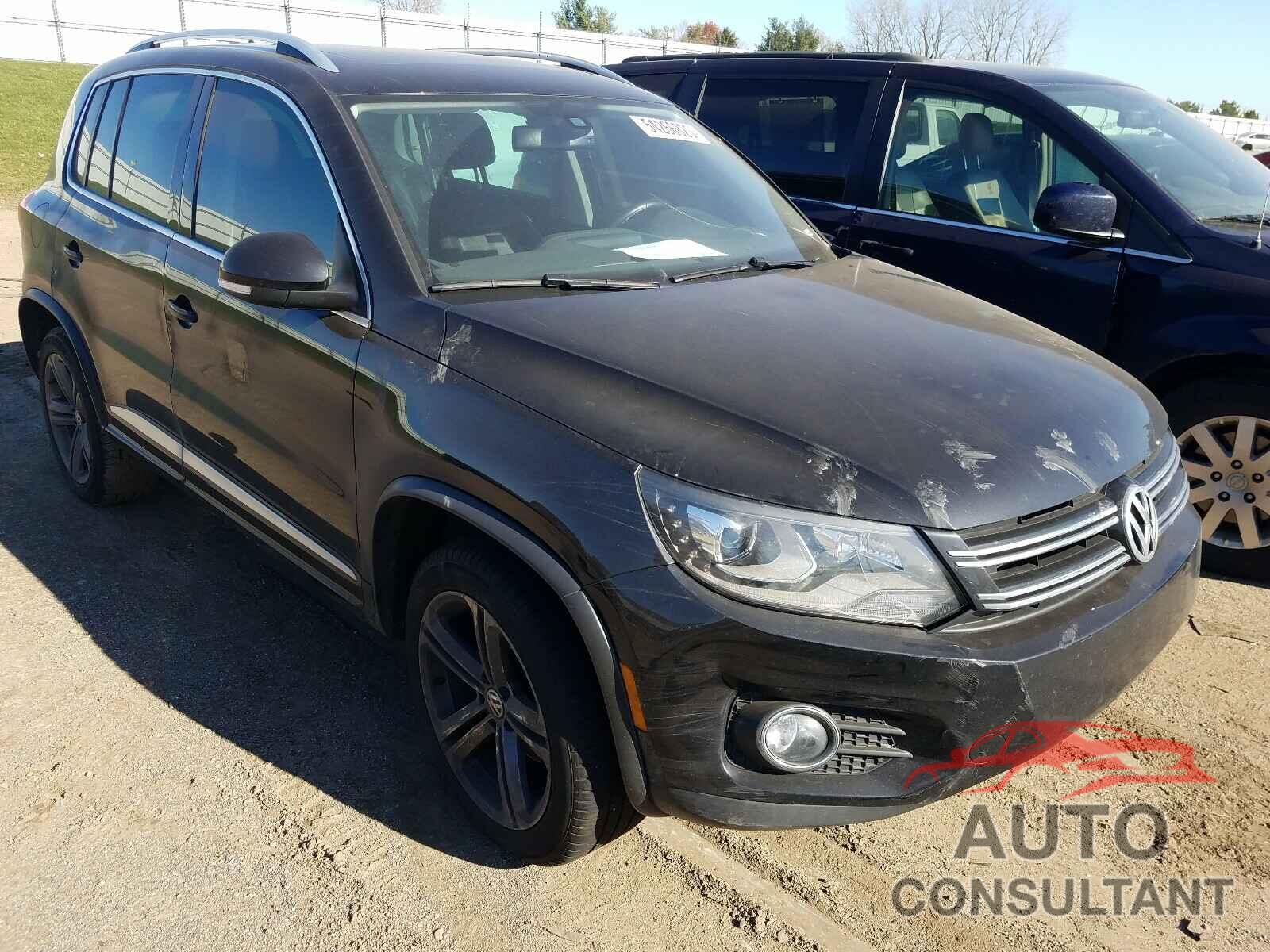 VOLKSWAGEN TIGUAN 2017 - WVGTV7AX2HW506937