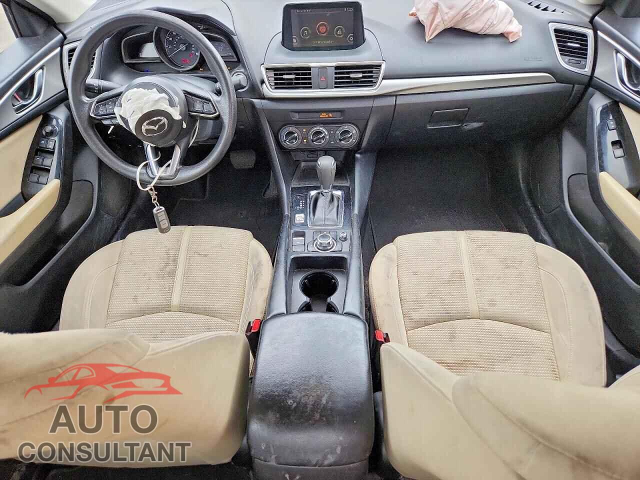MAZDA 3 2017 - 3MZBN1U7XHM107098