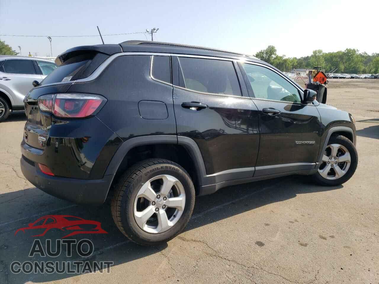 JEEP COMPASS 2018 - 3C4NJDBB1JT144900