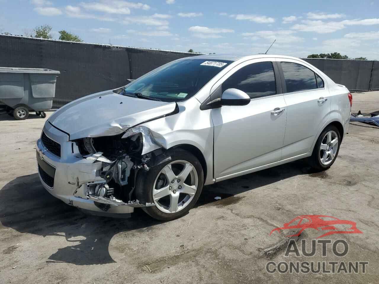 CHEVROLET SONIC 2016 - 1G1JE5SB8G4134445