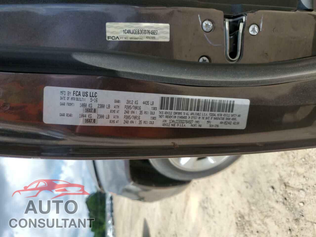 JEEP COMPASS 2016 - 1C4NJCEB3GD764927