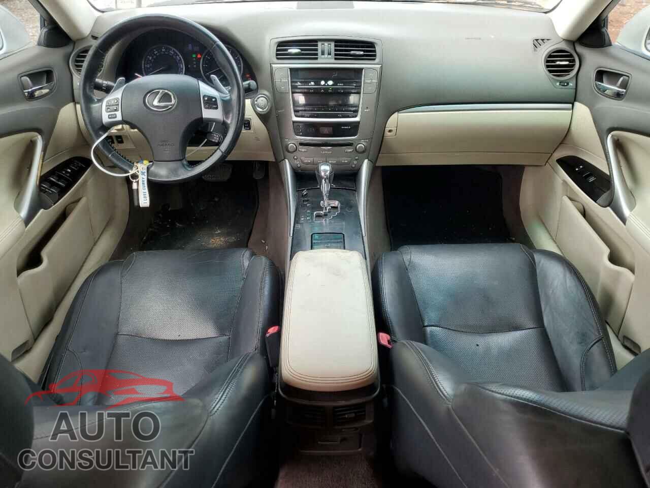 LEXUS IS 2011 - JTHBF5C24B5138307