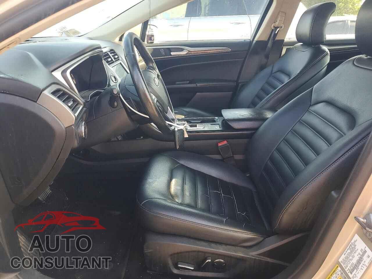 FORD FUSION 2019 - 3FA6P0CD4KR139612