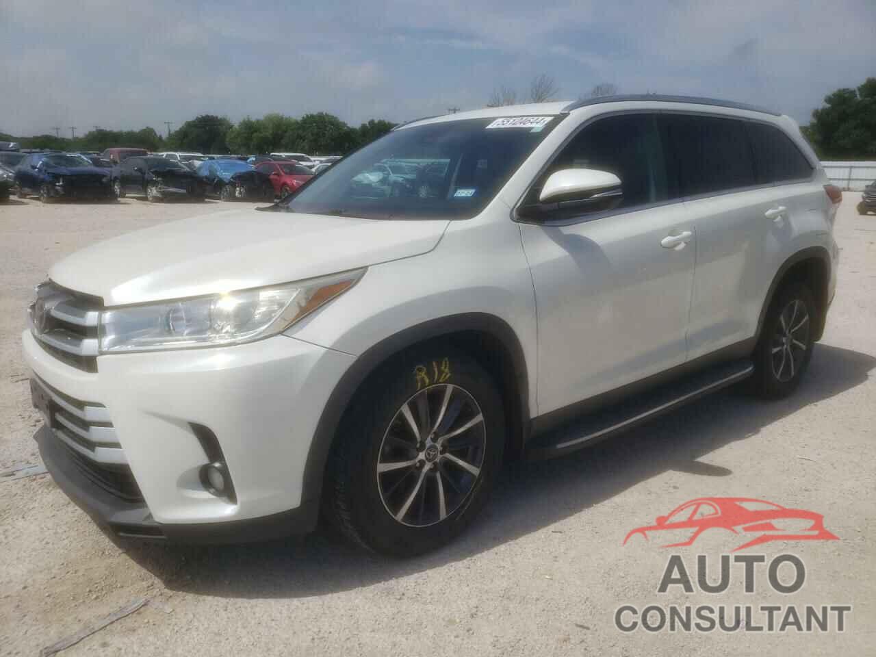 TOYOTA HIGHLANDER 2019 - 5TDKZRFH4KS567411