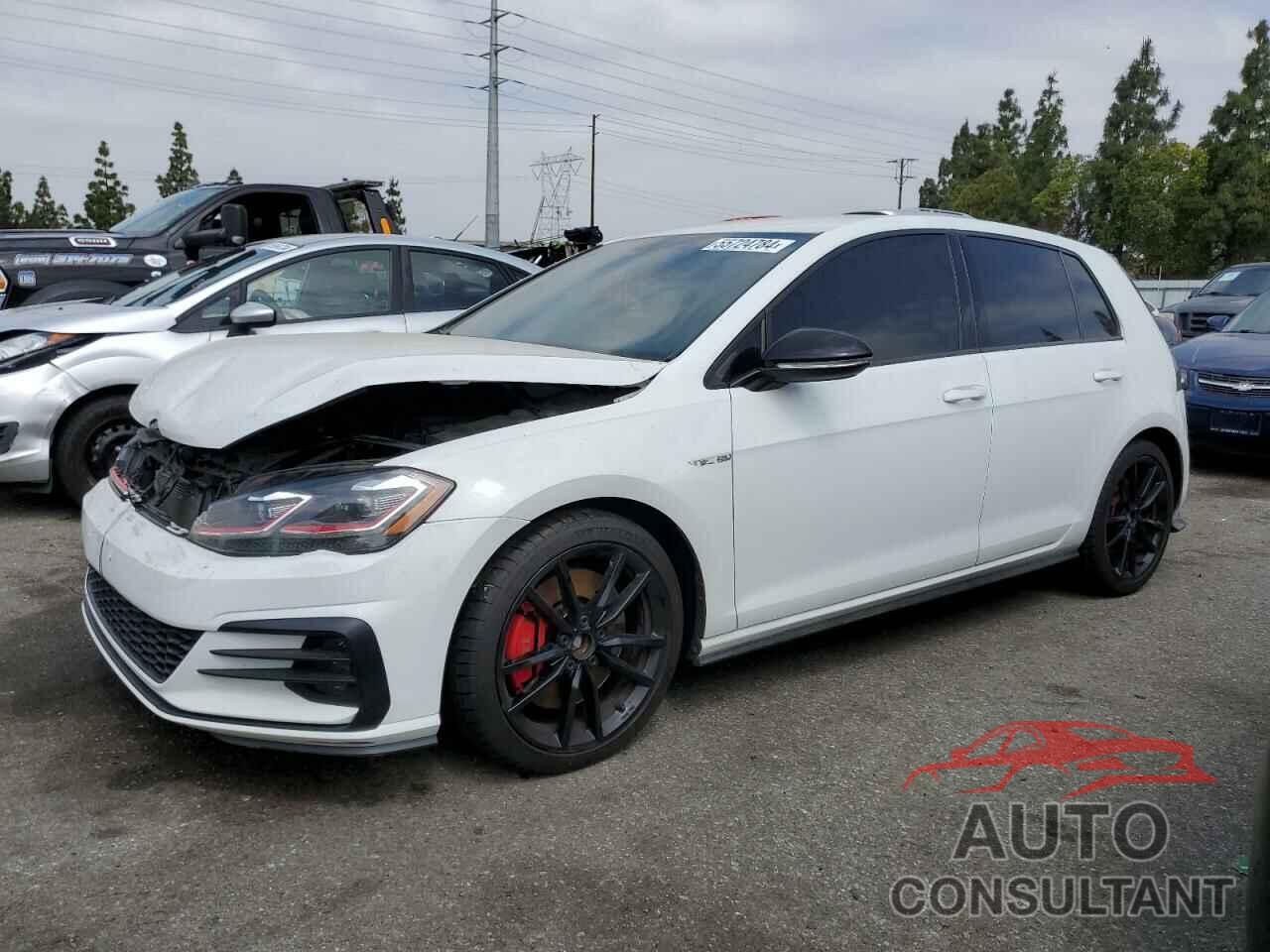 VOLKSWAGEN GTI 2019 - 3VW6T7AU7KM018911