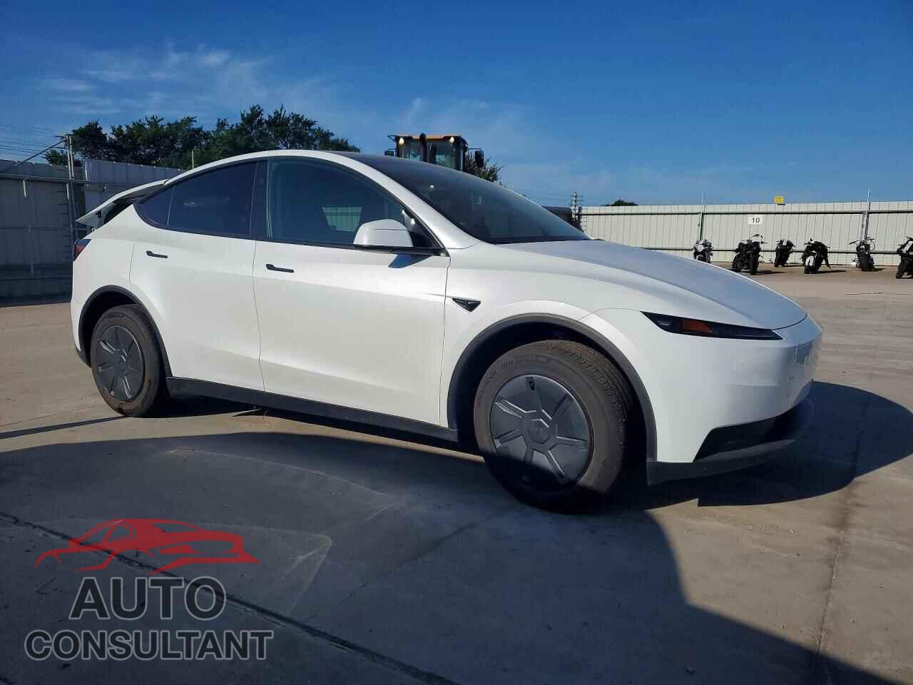 TESLA MODEL Y 2026 - 7SAYGDED9TA596877