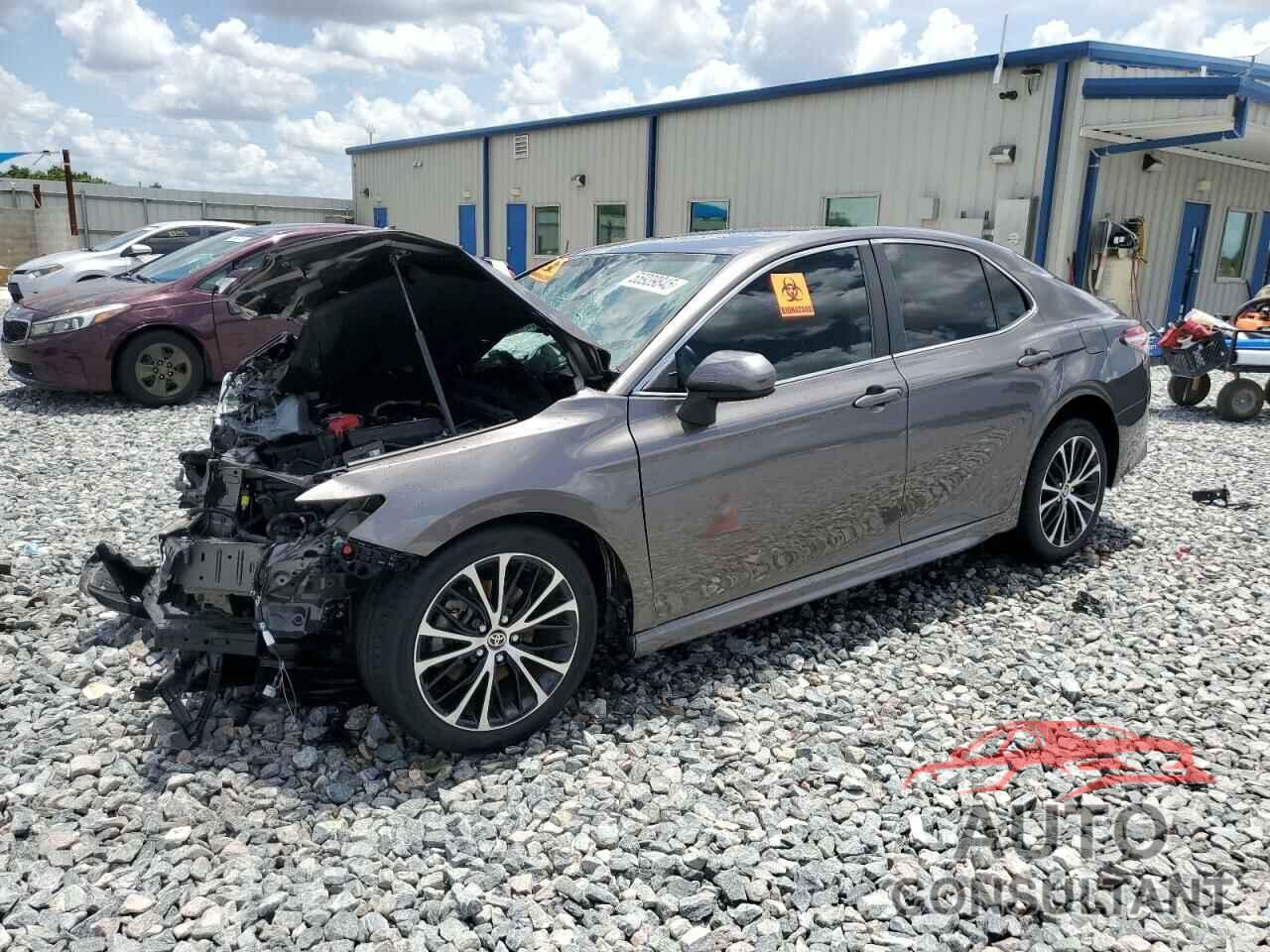 TOYOTA CAMRY 2020 - 4T1G11AK6LU969473