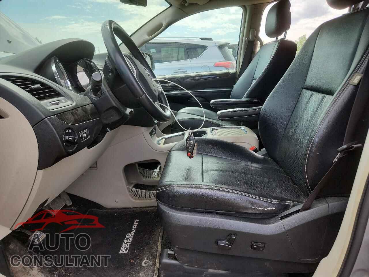 DODGE CARAVAN 2015 - 2C4RDGDG2FR551363