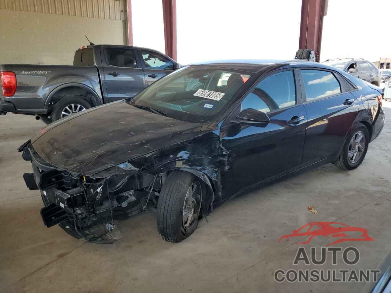 HYUNDAI ELANTRA 2024 - KMHLL4DG0RU850232