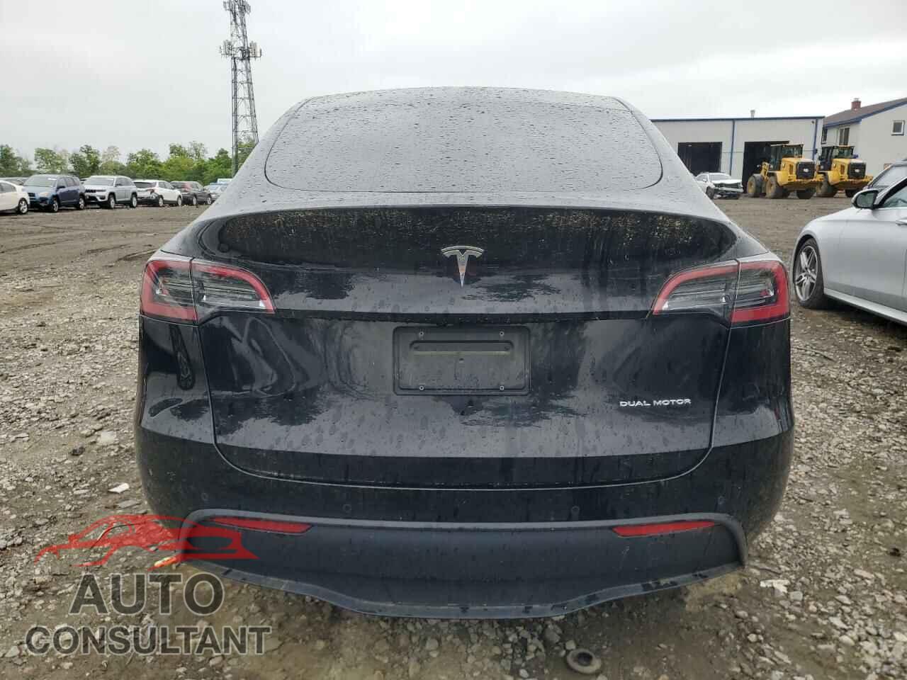 TESLA MODEL Y 2022 - 7SAYGDEE2NF313492