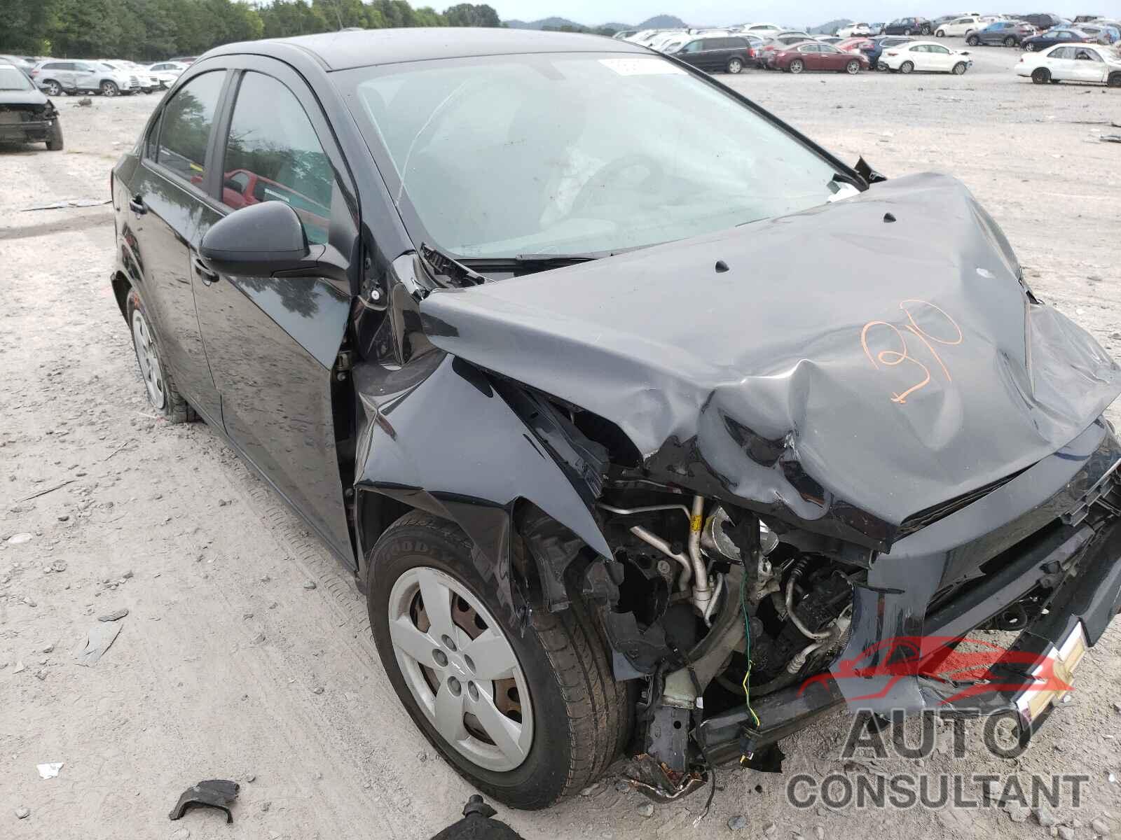 CHEVROLET SONIC 2016 - 1G1JA5SH7G4181451
