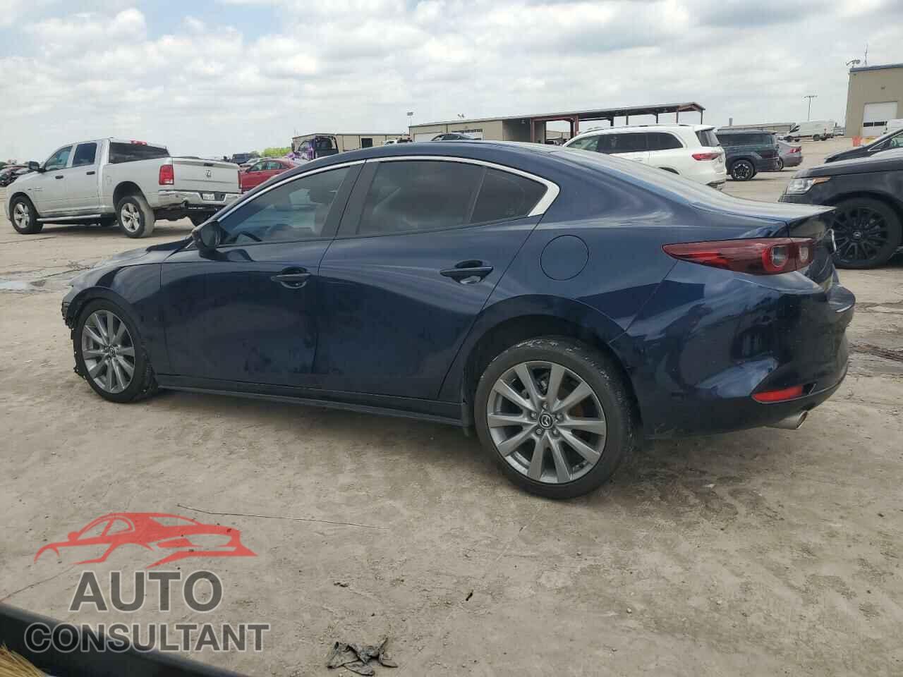 MAZDA 3 2023 - 3MZBPACM9PM366679