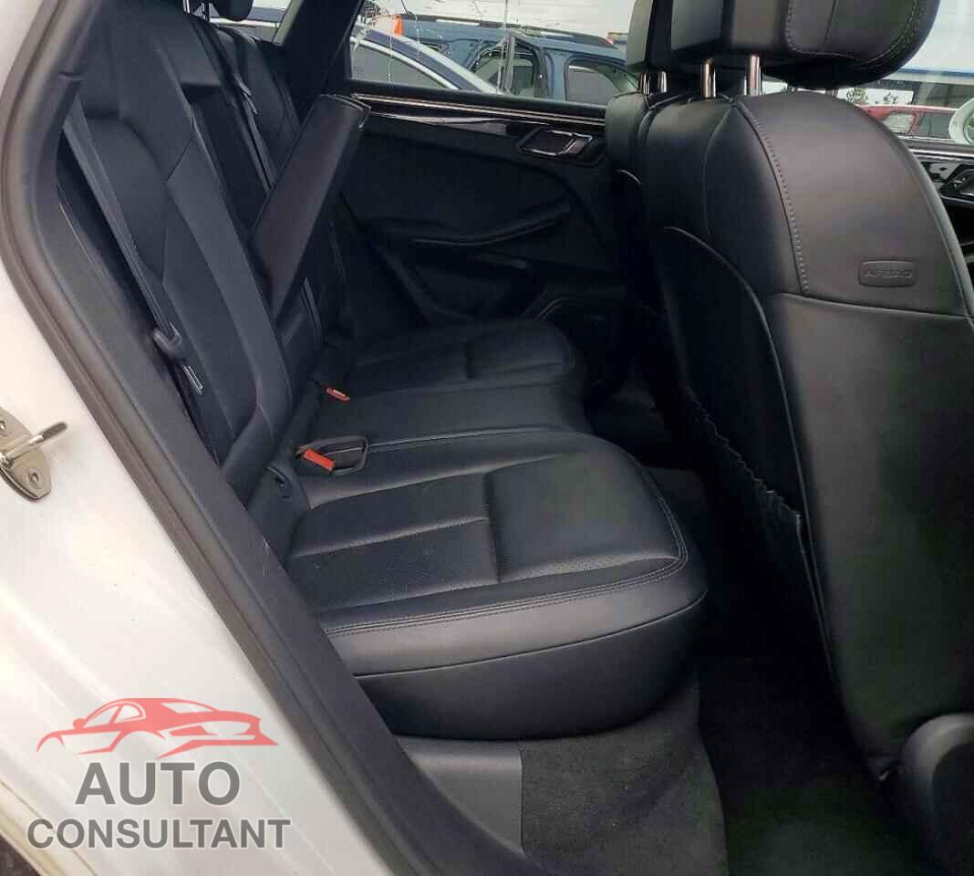 PORSCHE MACAN 2015 - WP1AB2A52FLB62724