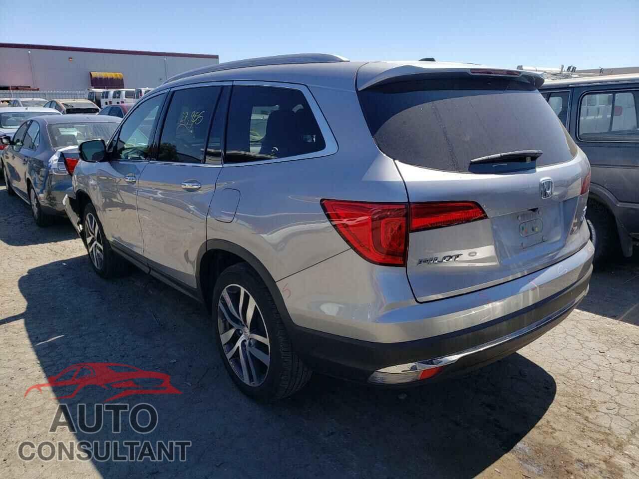 HONDA PILOT 2017 - 5FNYF6H01HB029870