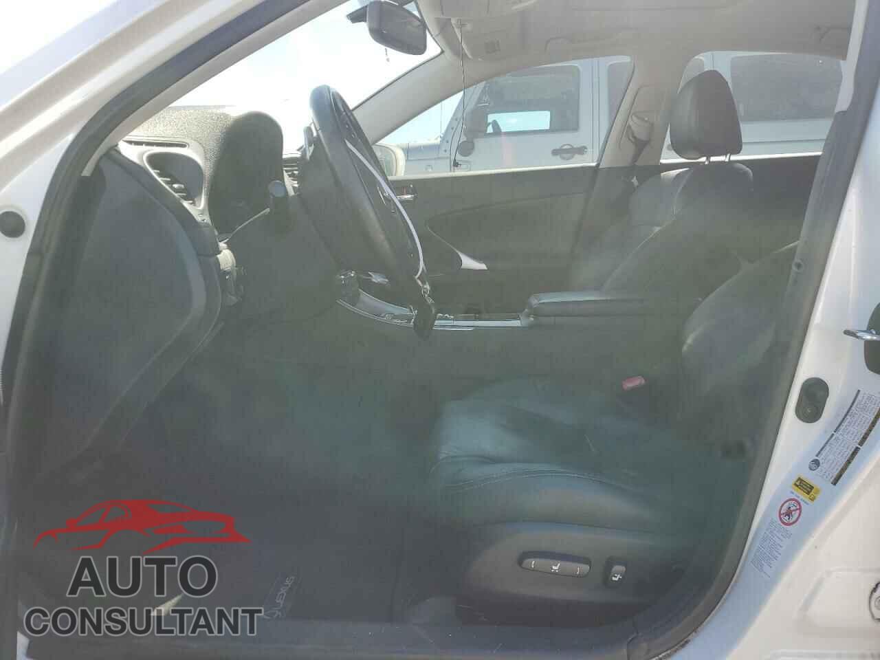LEXUS IS 2010 - JTHBF5C25A5118033