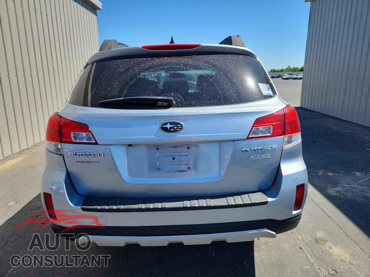 SUBARU OUTBACK 2013 - 4S4BRBKC1D3228235