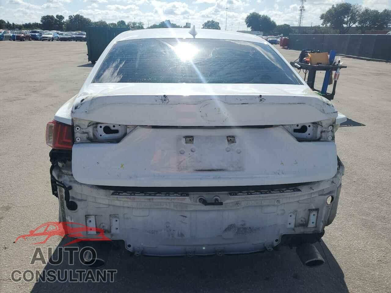 LEXUS IS 2016 - JTHBA1D23G5022965