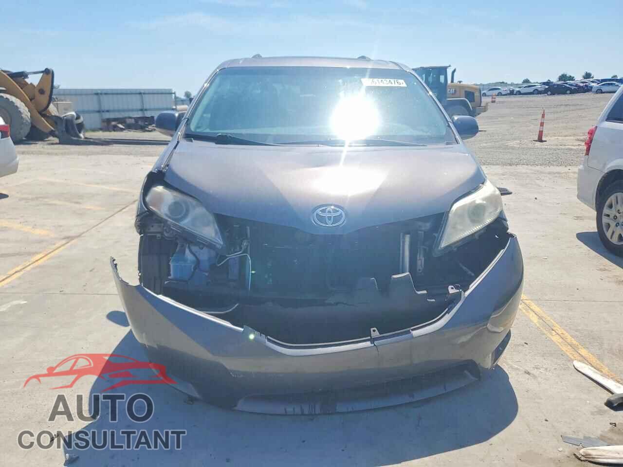 TOYOTA SIENNA 2017 - 5TDYZ3DC0HS815290