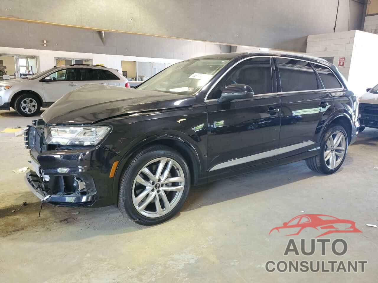 AUDI Q7 2018 - WA1VAAF78JD051473