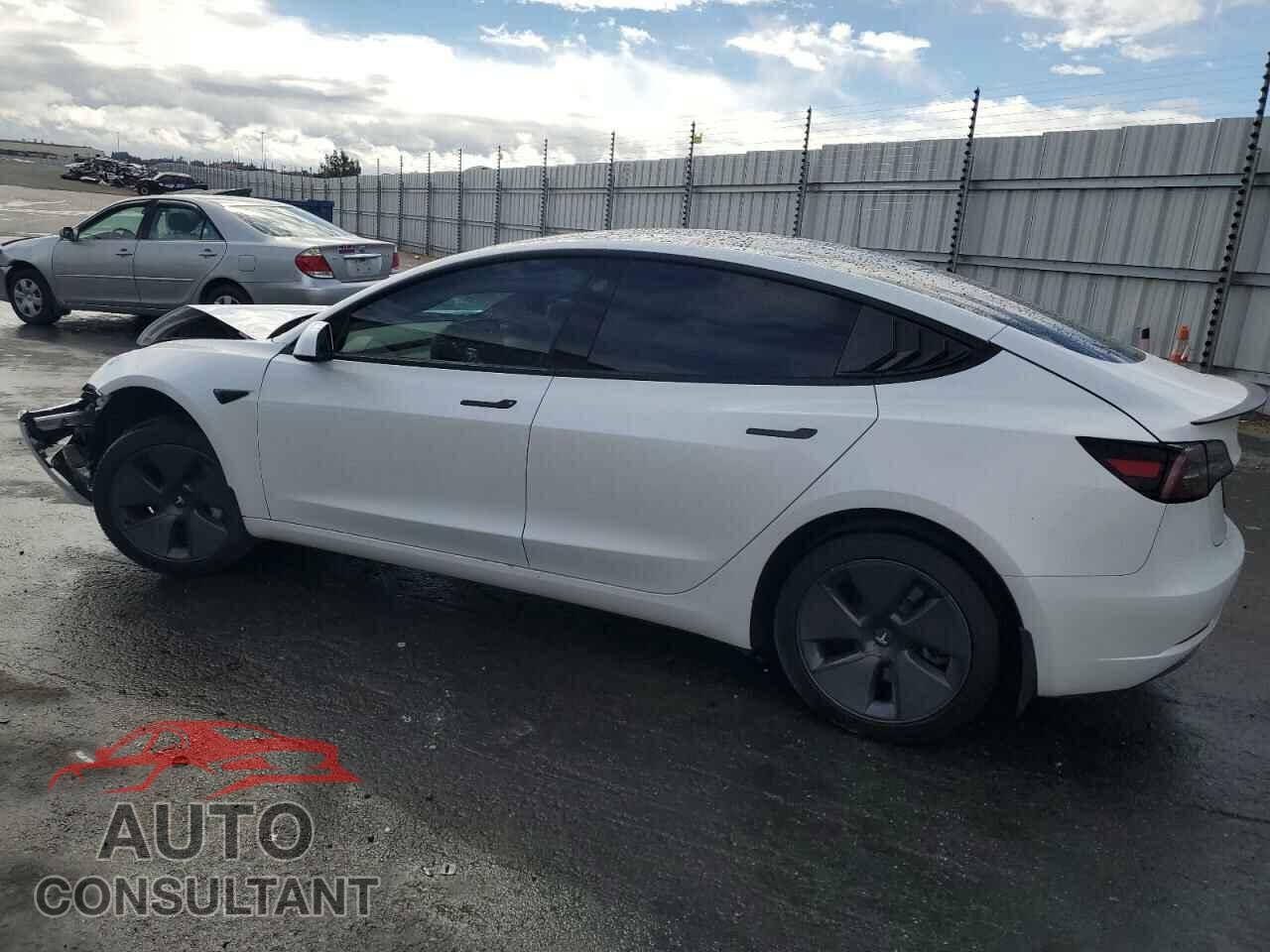 TESLA MODEL 3 2023 - 5YJ3E1EA8PF556901