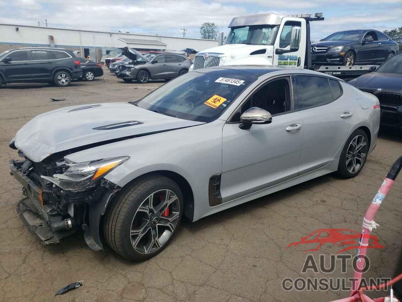 KIA STINGER 2018 - KNAE45LC7J6027737