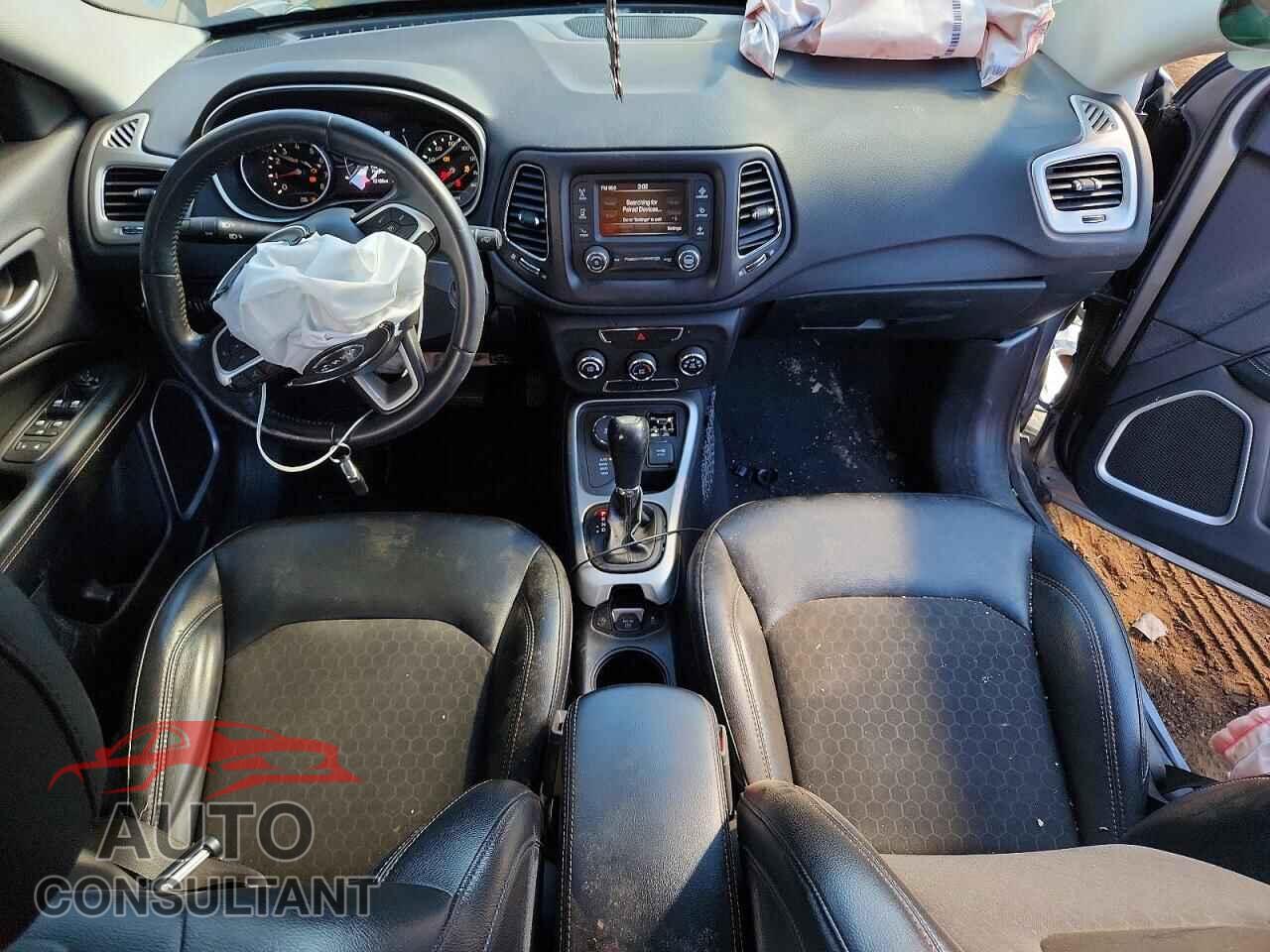 JEEP COMPASS 2018 - 3C4NJDBB1JT253258