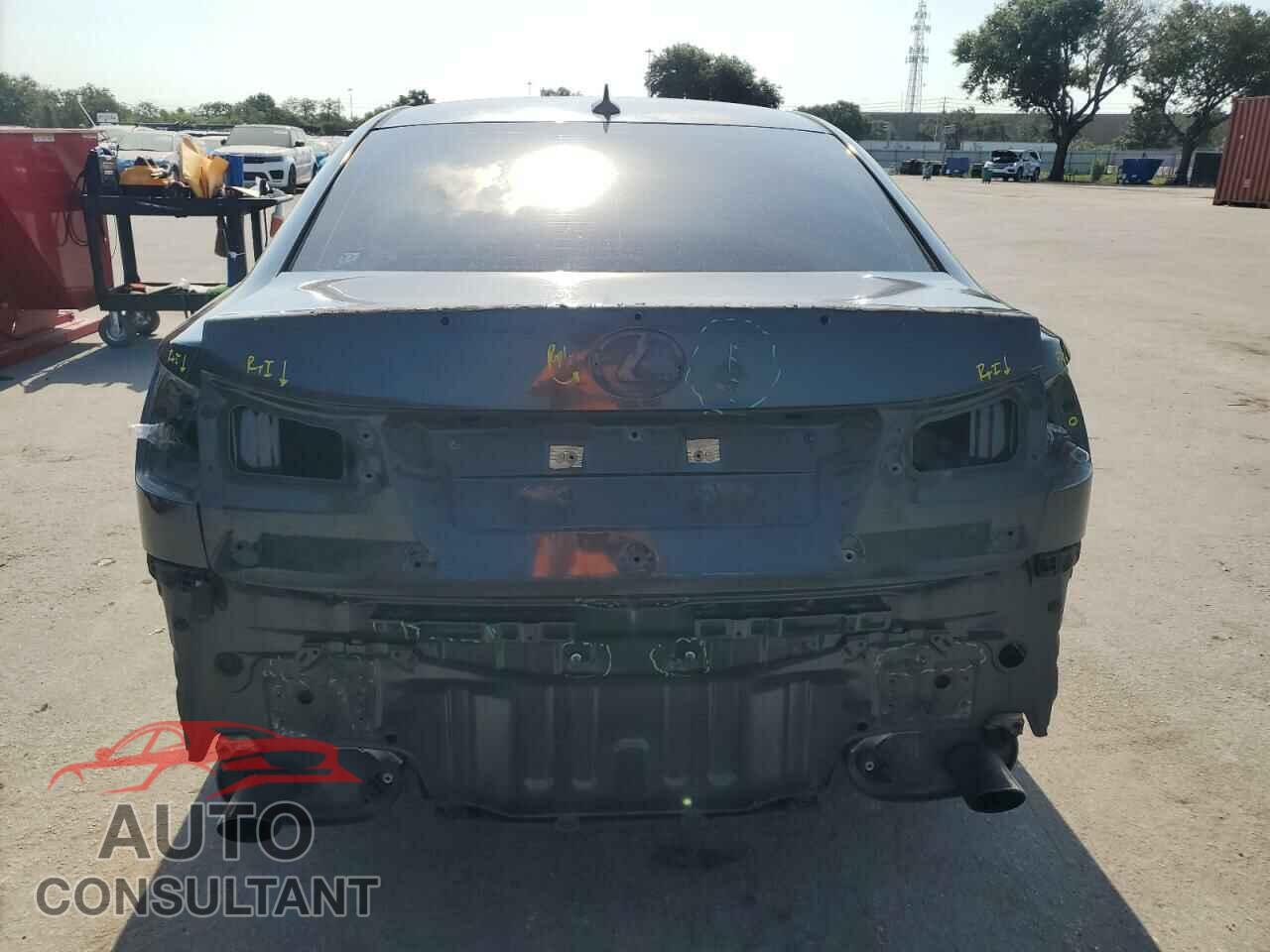 LEXUS IS 2010 - JTHBF5C21A5126629