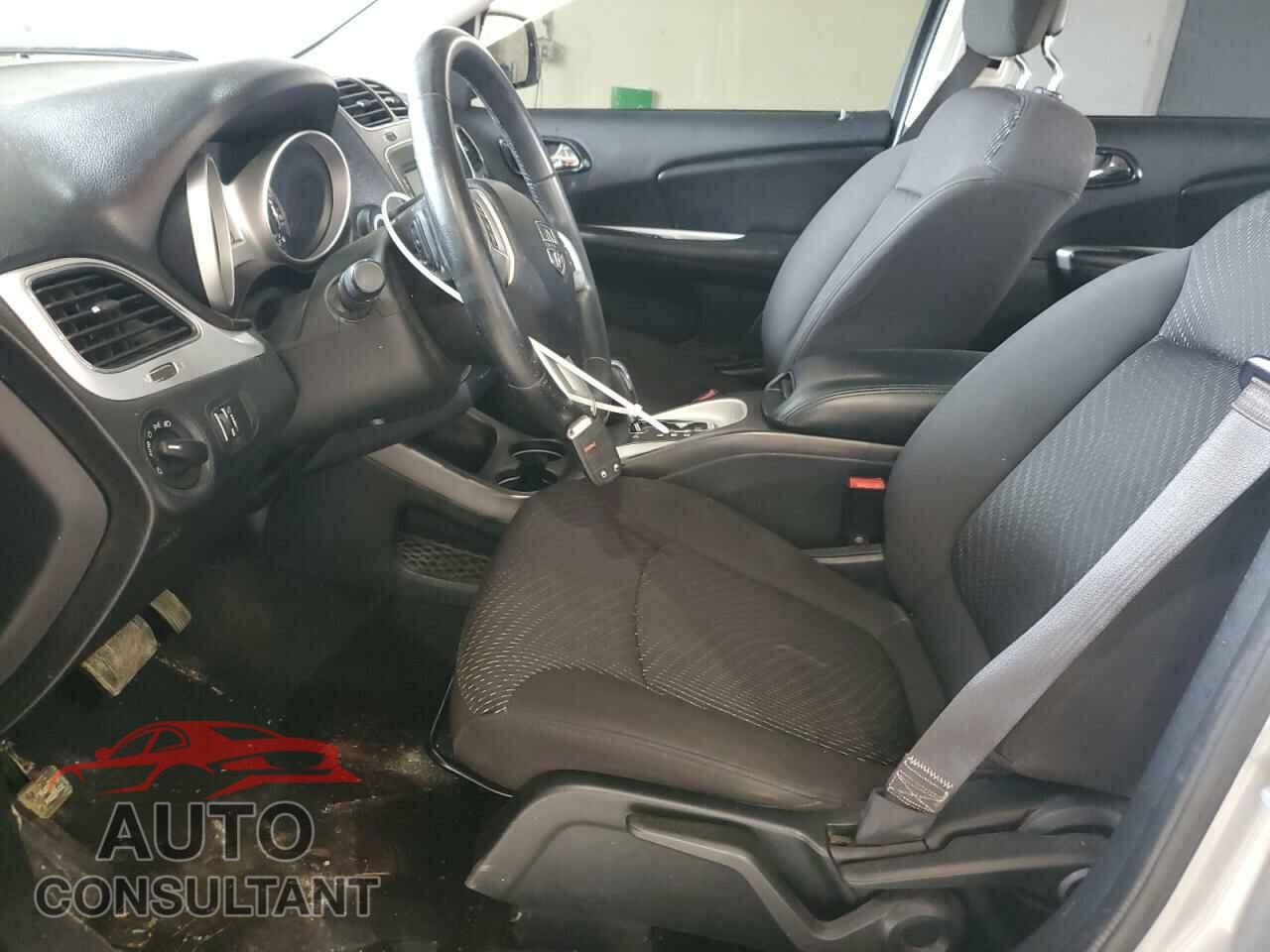 DODGE JOURNEY 2017 - 3C4PDCAB5HT524294