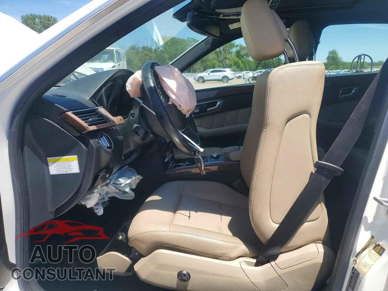 MERCEDES-BENZ E-CLASS 2013 - WDDHF8JB2DA751977