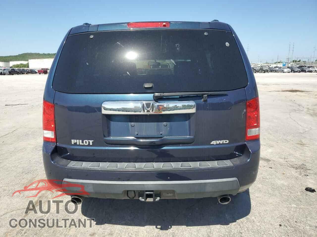 HONDA PILOT 2011 - 5FNYF4H73BB040345