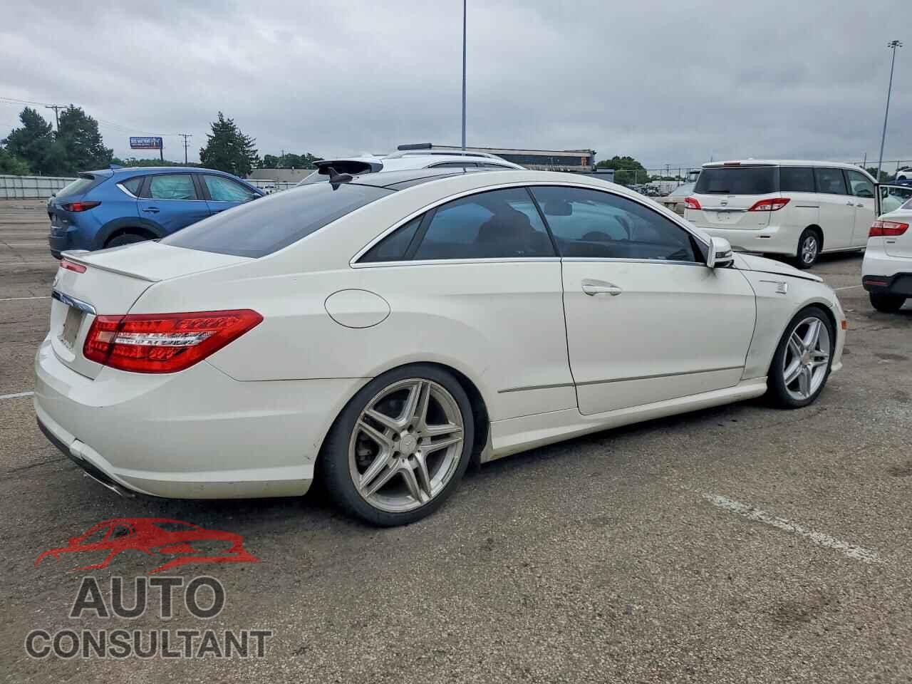 MERCEDES-BENZ E-CLASS 2011 - WDDKJ7CB9BF076754