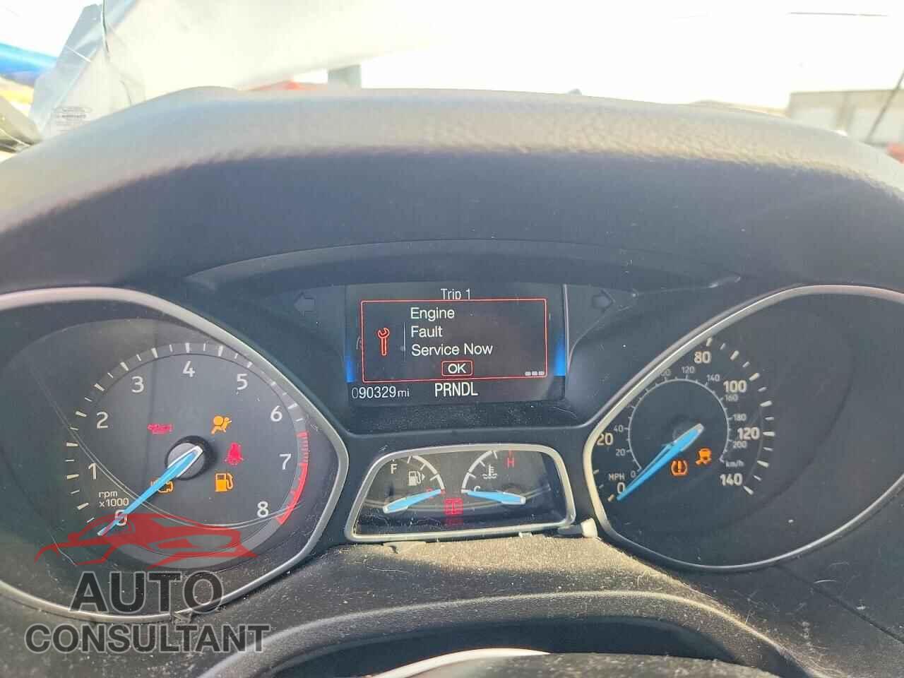 FORD FOCUS 2017 - 1FADP3E23HL204526