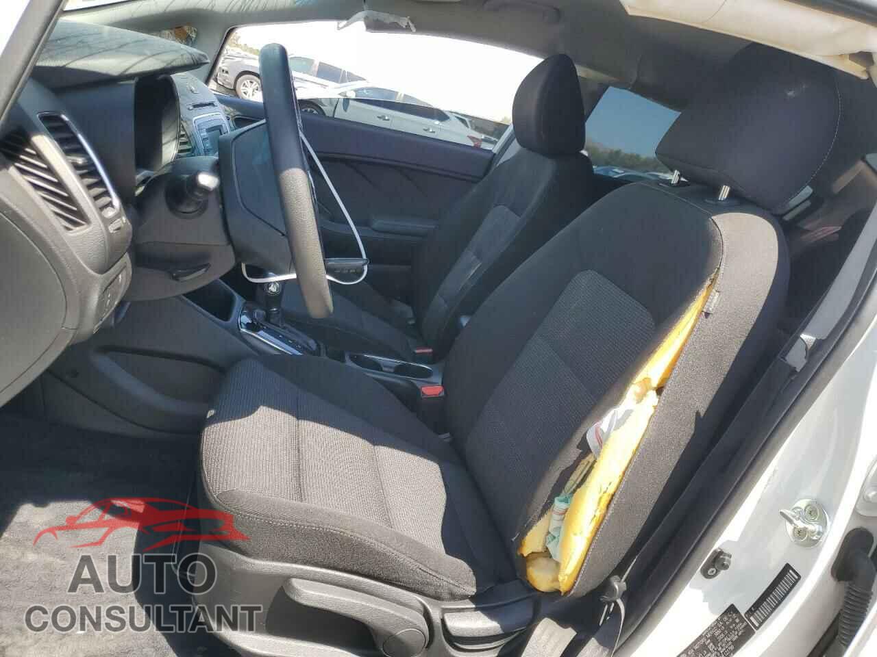KIA FORTE 2017 - 3KPFK4A77HE122798