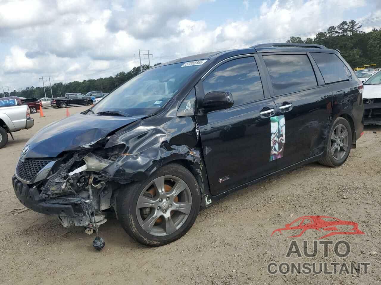 TOYOTA SIENNA 2017 - 5TDXZ3DC0HS772047