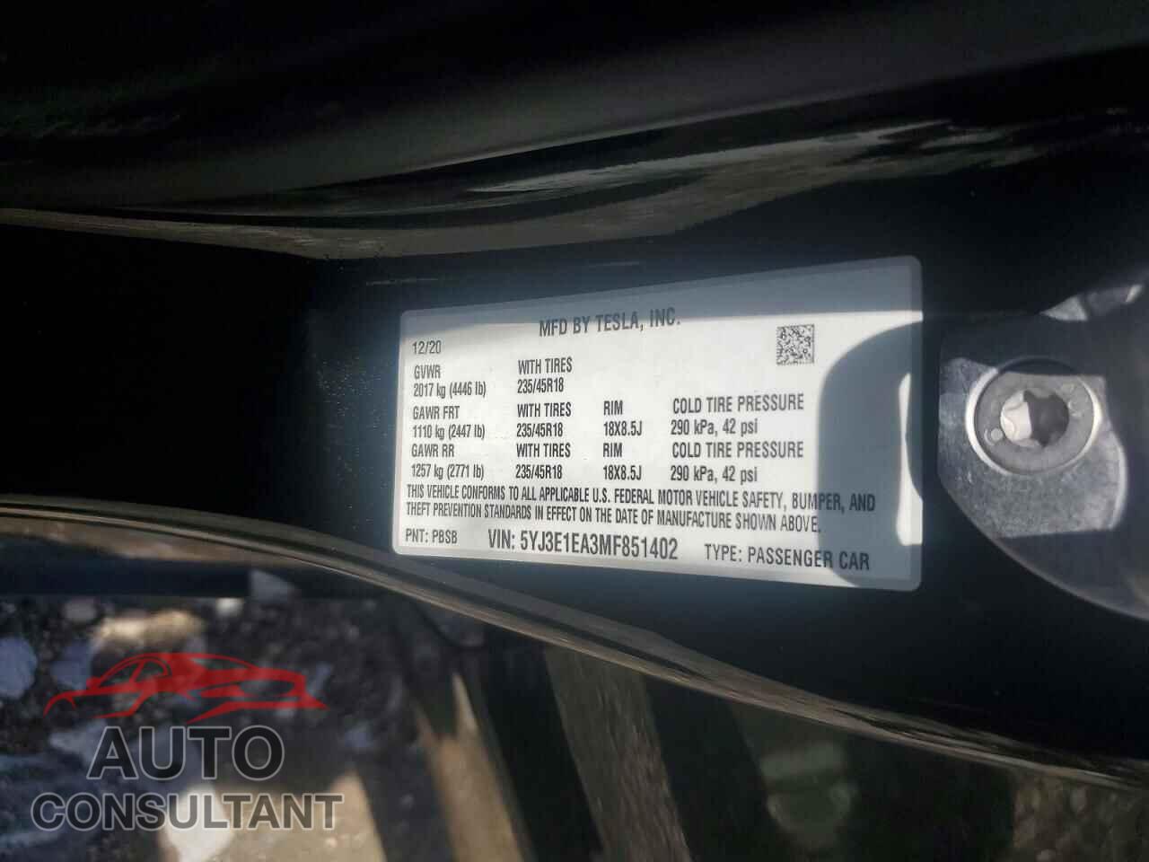 TESLA MODEL 3 2021 - 5YJ3E1EA3MF851402