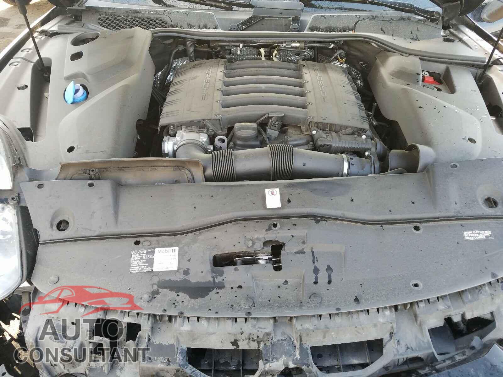 PORSCHE CAYENNE 2016 - WP1AA2A29GLA10613
