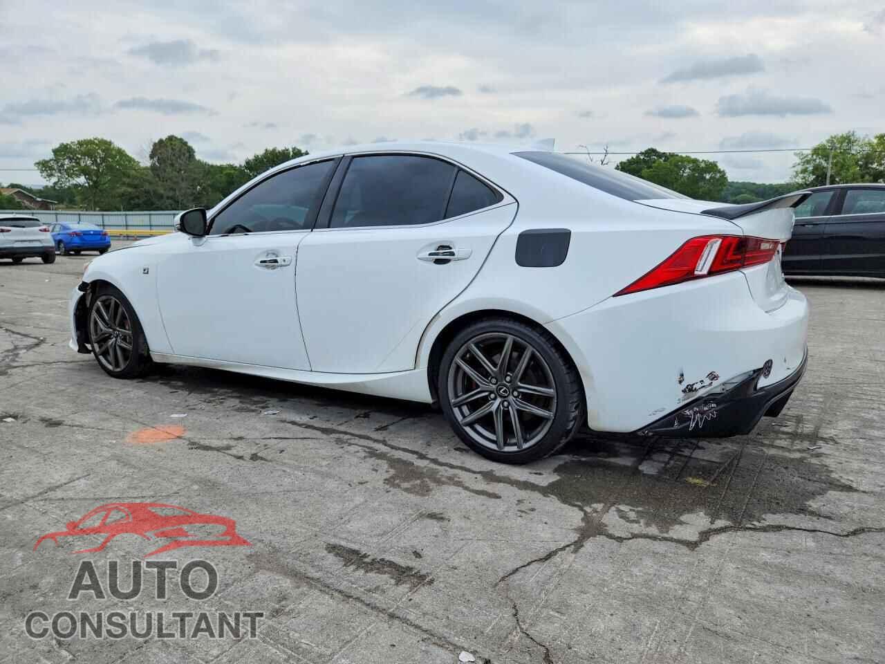 LEXUS IS 2014 - JTHBE1D21E5000271
