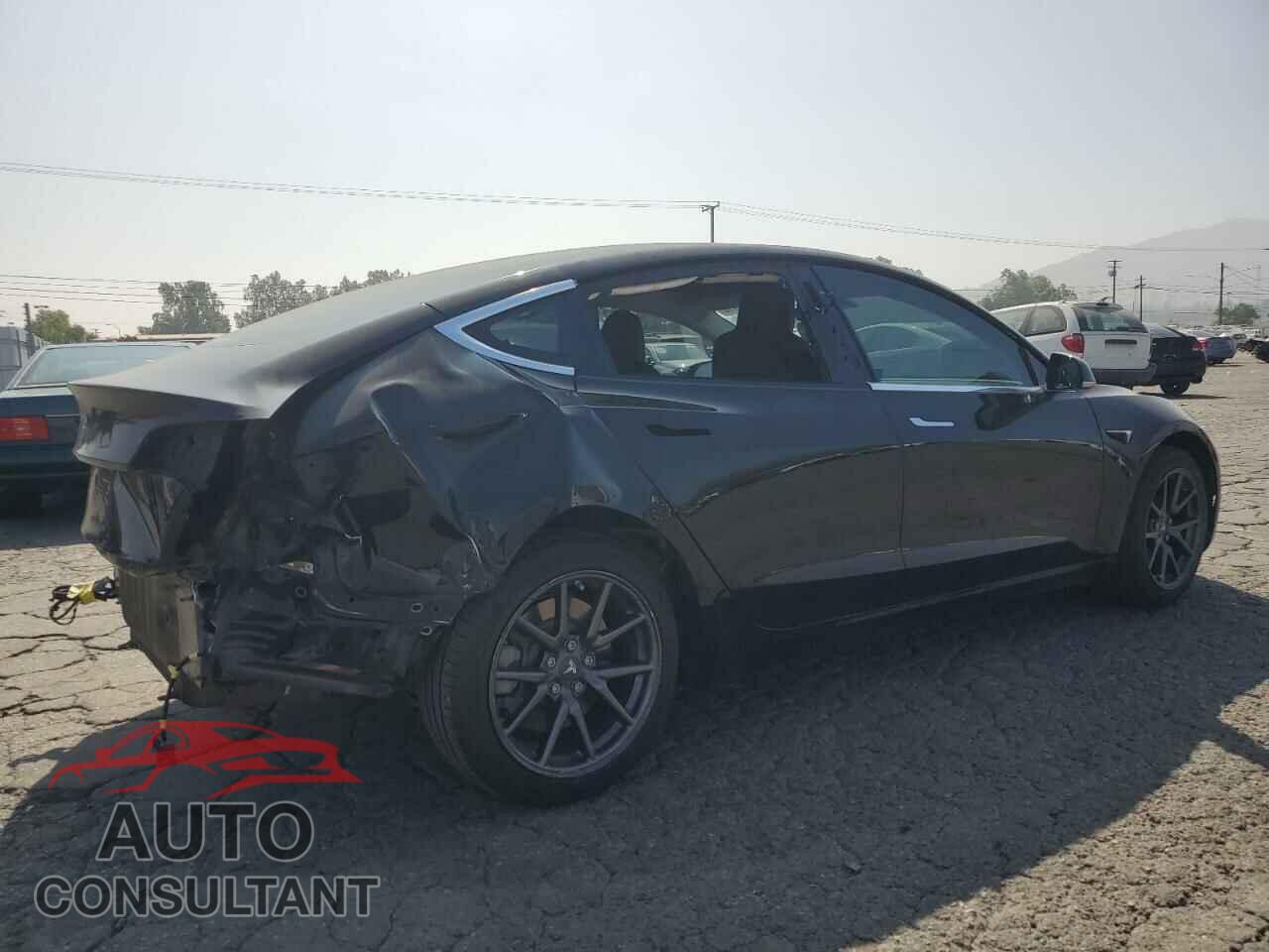 TESLA MODEL 3 2019 - 5YJ3E1EA4KF417678