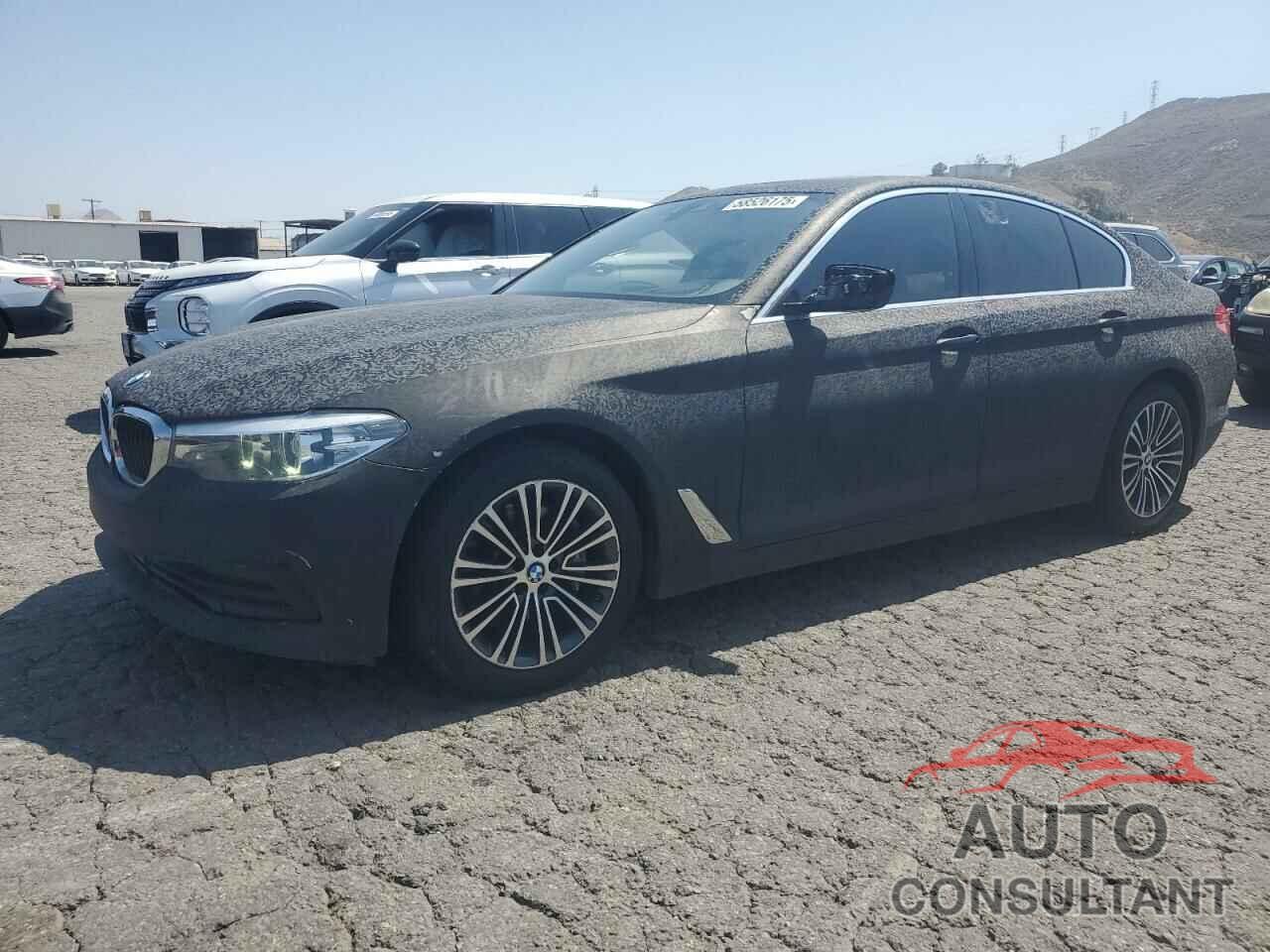 BMW 5 SERIES 2019 - WBAJA5C57KBX87099
