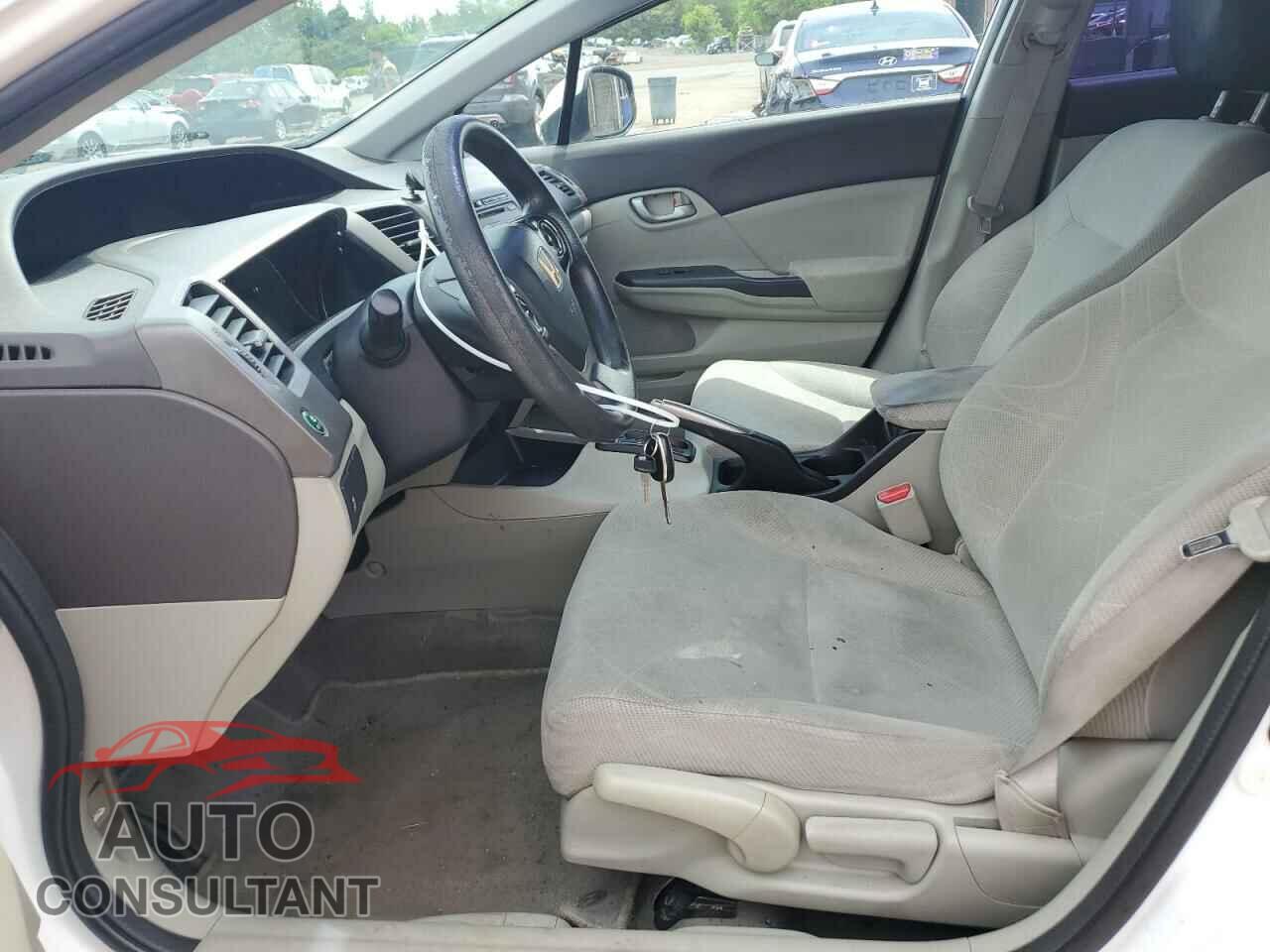 HONDA CIVIC 2012 - 2HGFB2F51CH335711