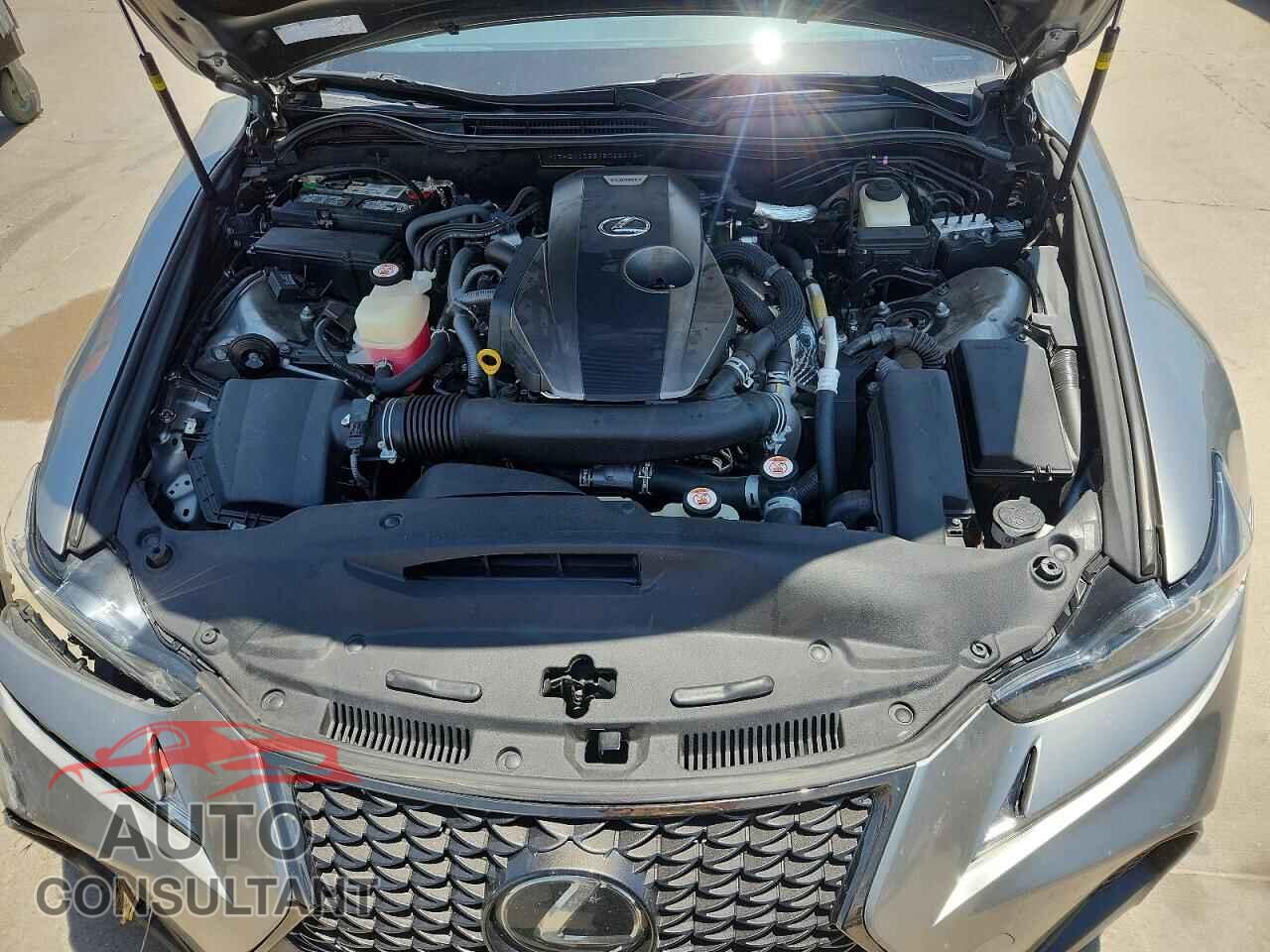 LEXUS IS 2018 - JTHBA1D22J5065412