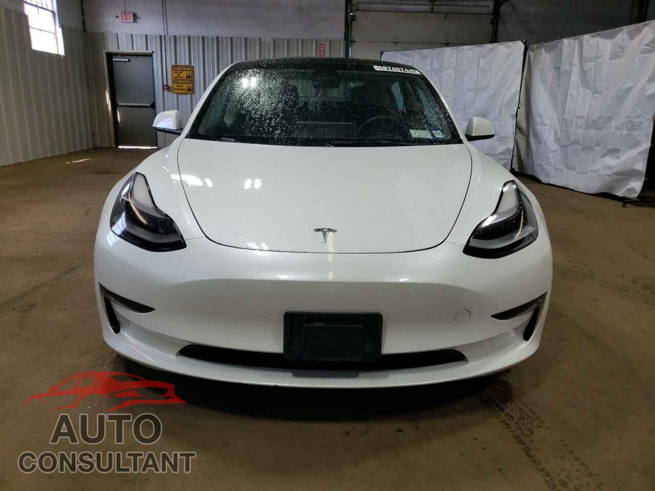 TESLA MODEL 3 2023 - 5YJ3E1EA3PF429845