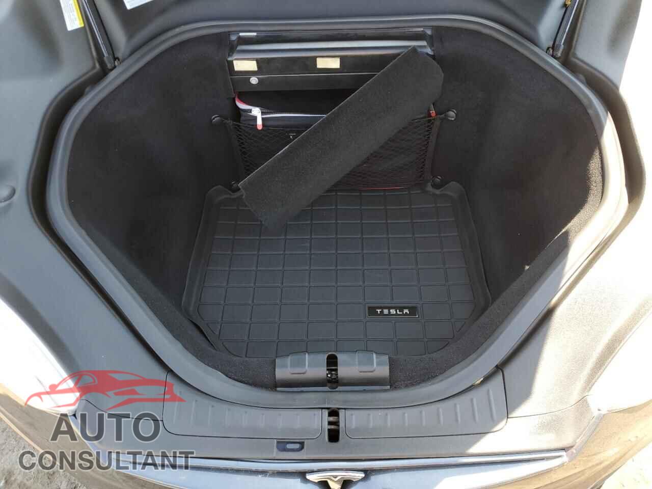TESLA MODEL S 2014 - 5YJSA1H18EFP56760
