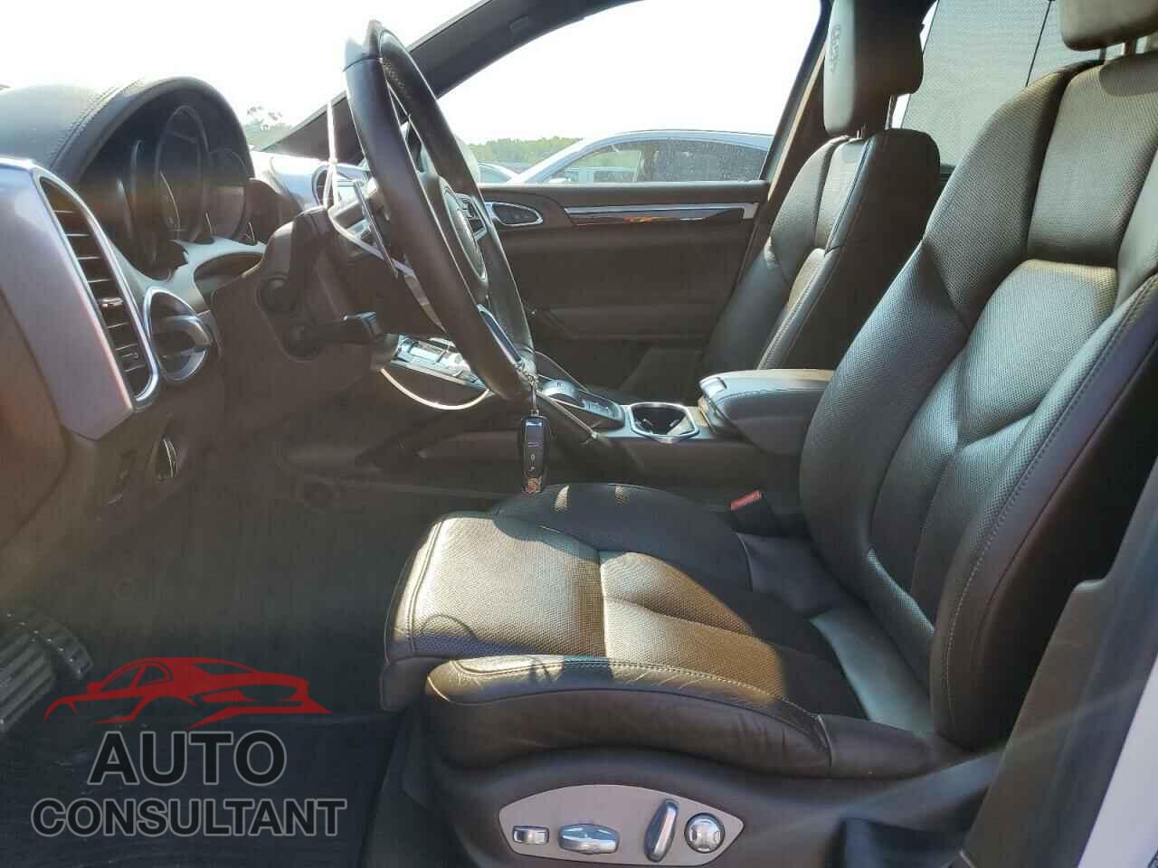 PORSCHE CAYENNE 2017 - WP1AE2A21HLA74568