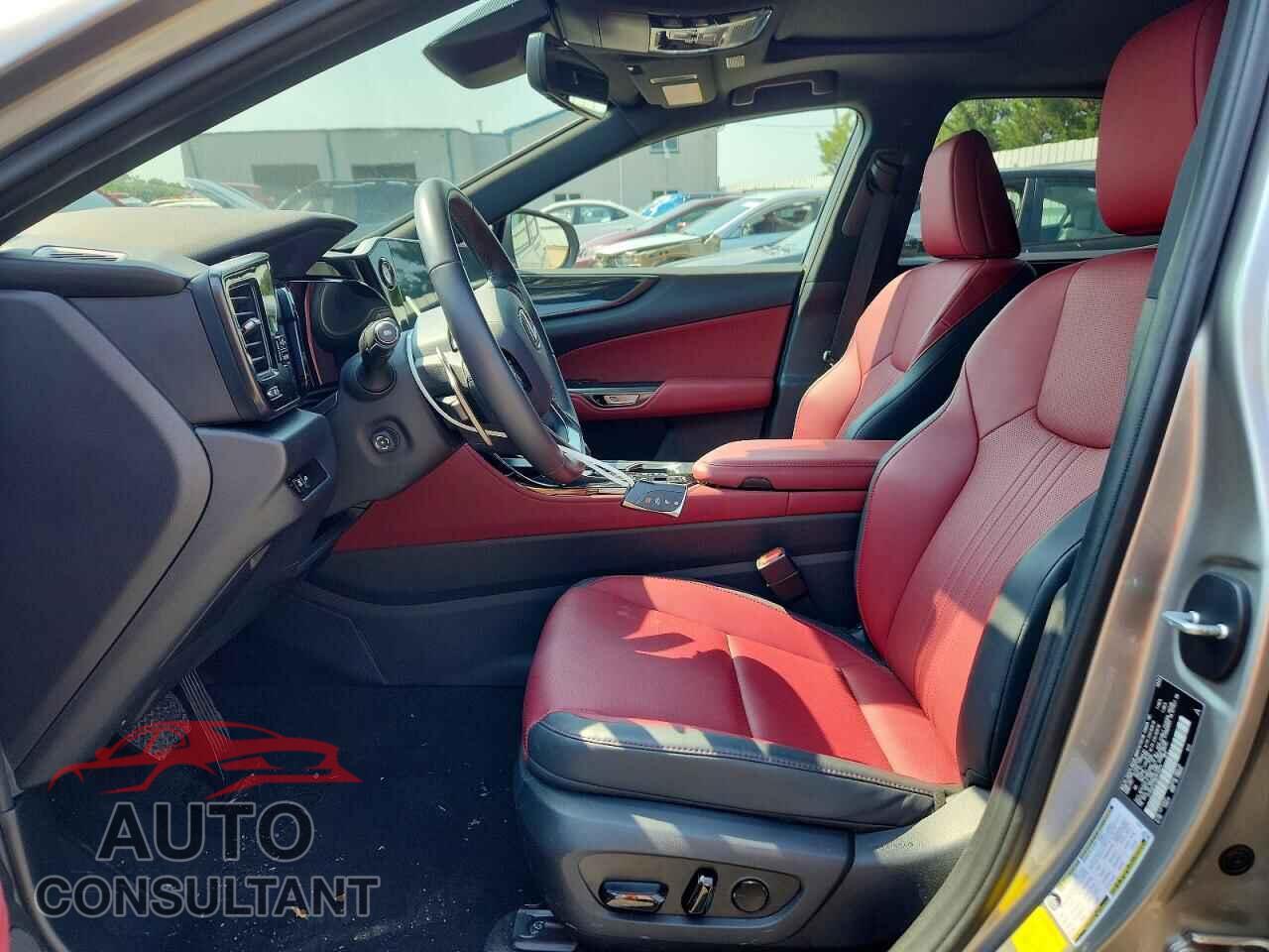 LEXUS NX 2022 - 2T2GGCEZ9NC013373