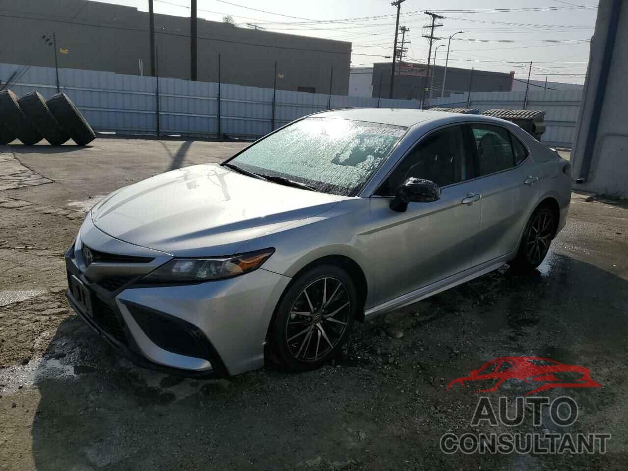 TOYOTA CAMRY 2021 - 4T1G11AK5MU470584